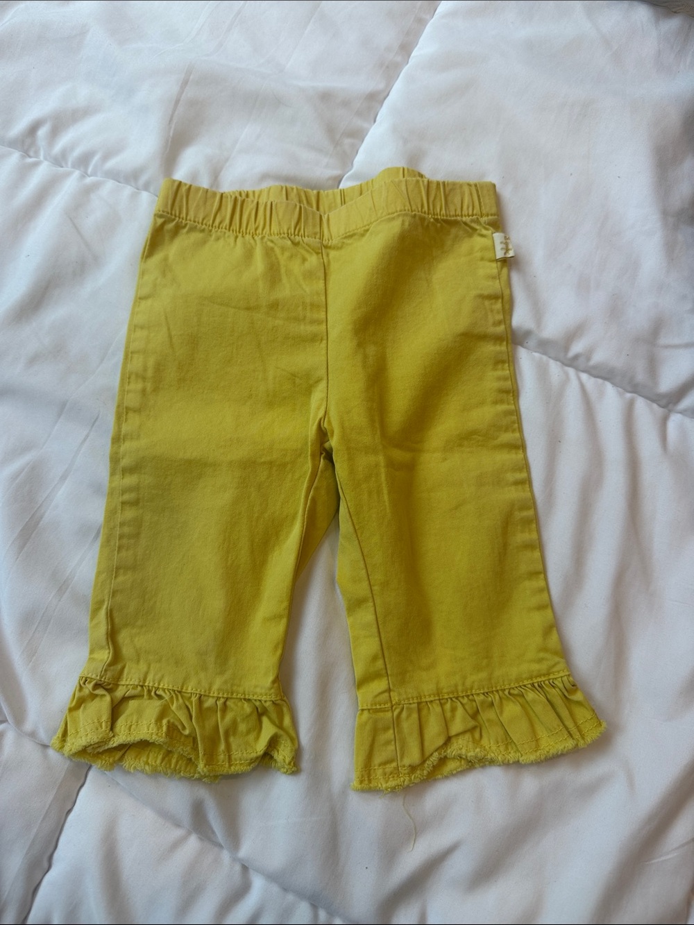 Il gufo Yellow Ruffle Hem Girls Pants size 9m